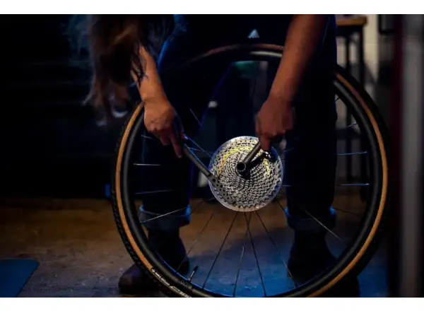 Silca Ti cassette whip