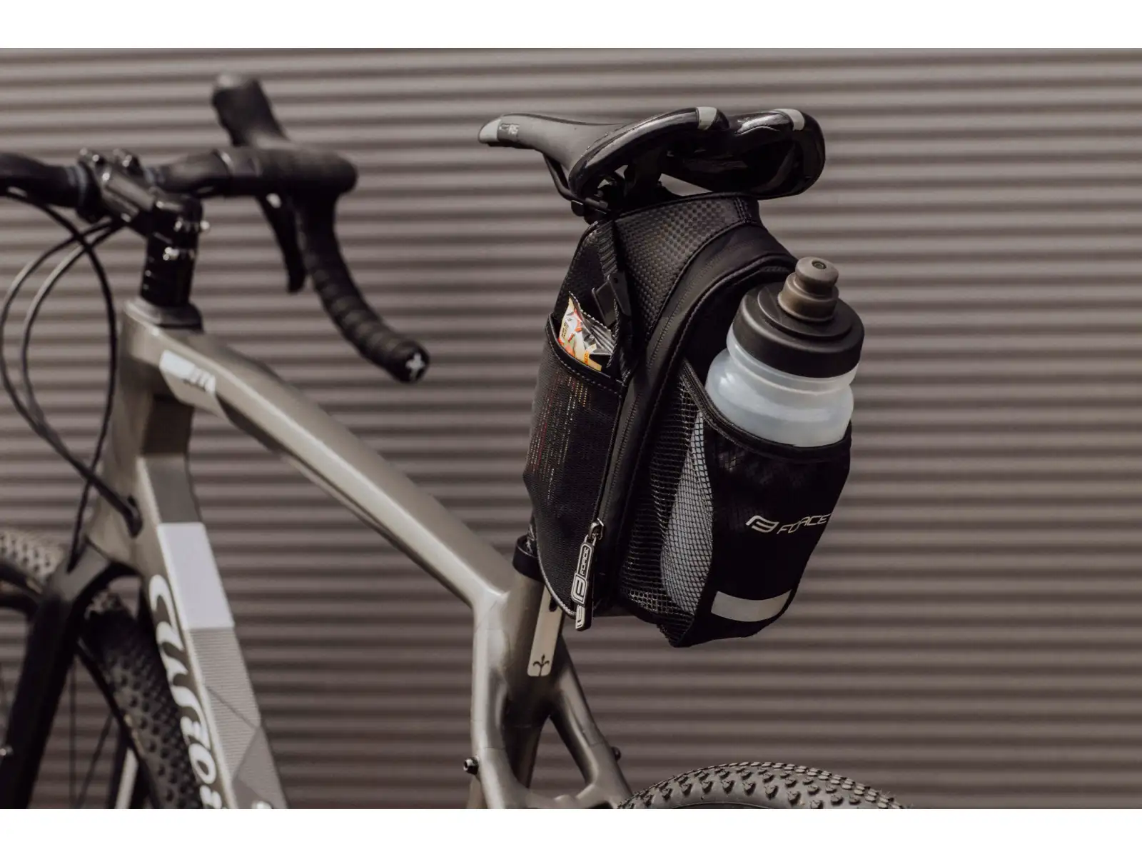Force Fuse saddlebag 1.2 l + bottle holder net 0.5 l black