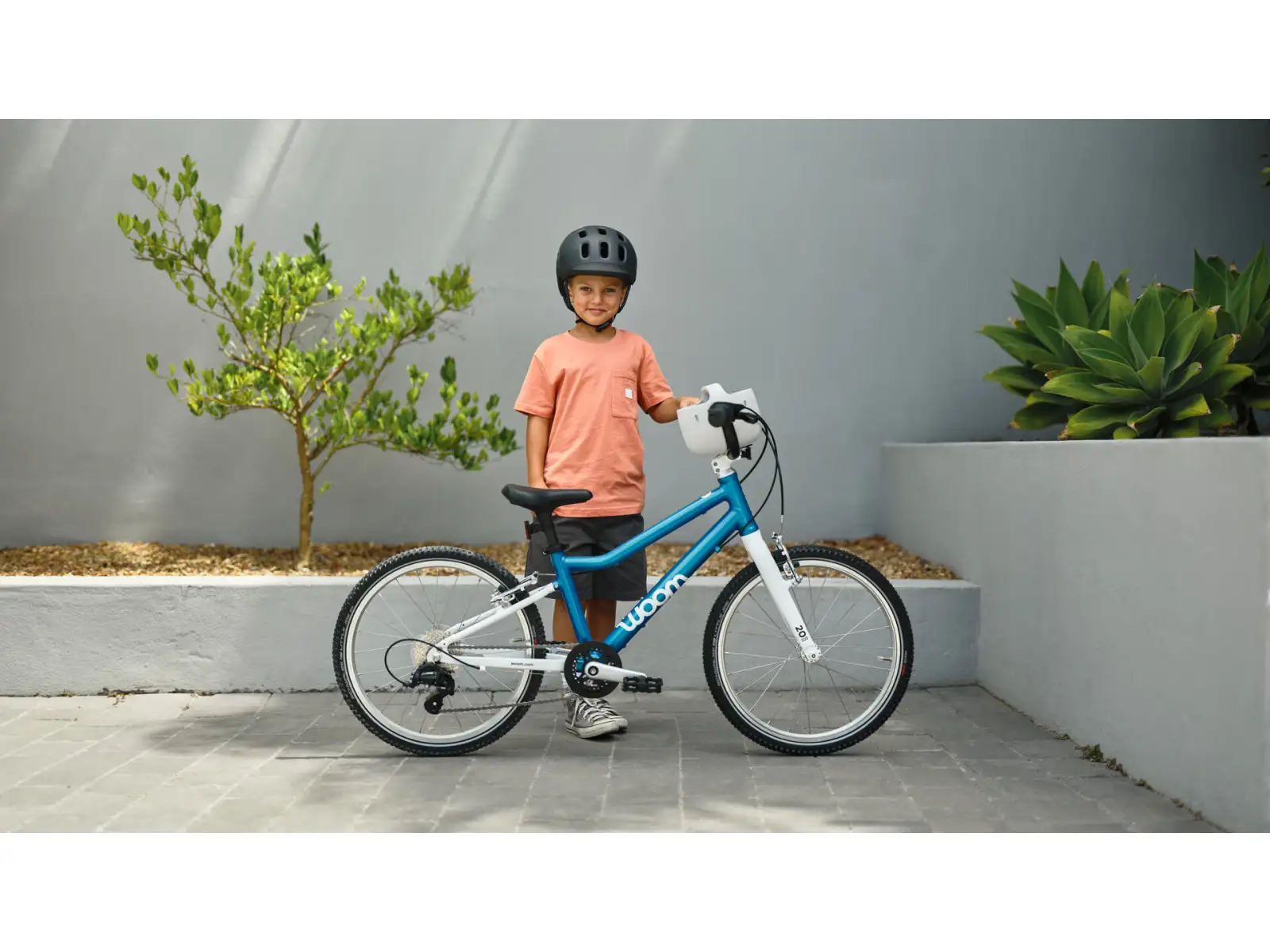 Woom GO 4 kids bike 20" Hot Pink