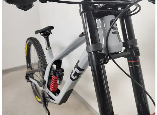GT Fury Custom downhill bike size M