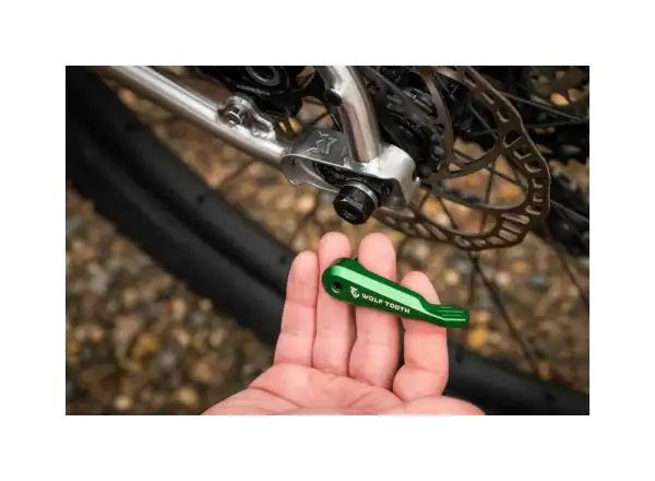 Wolf Tooth Axle Handle multitool 10 functions black