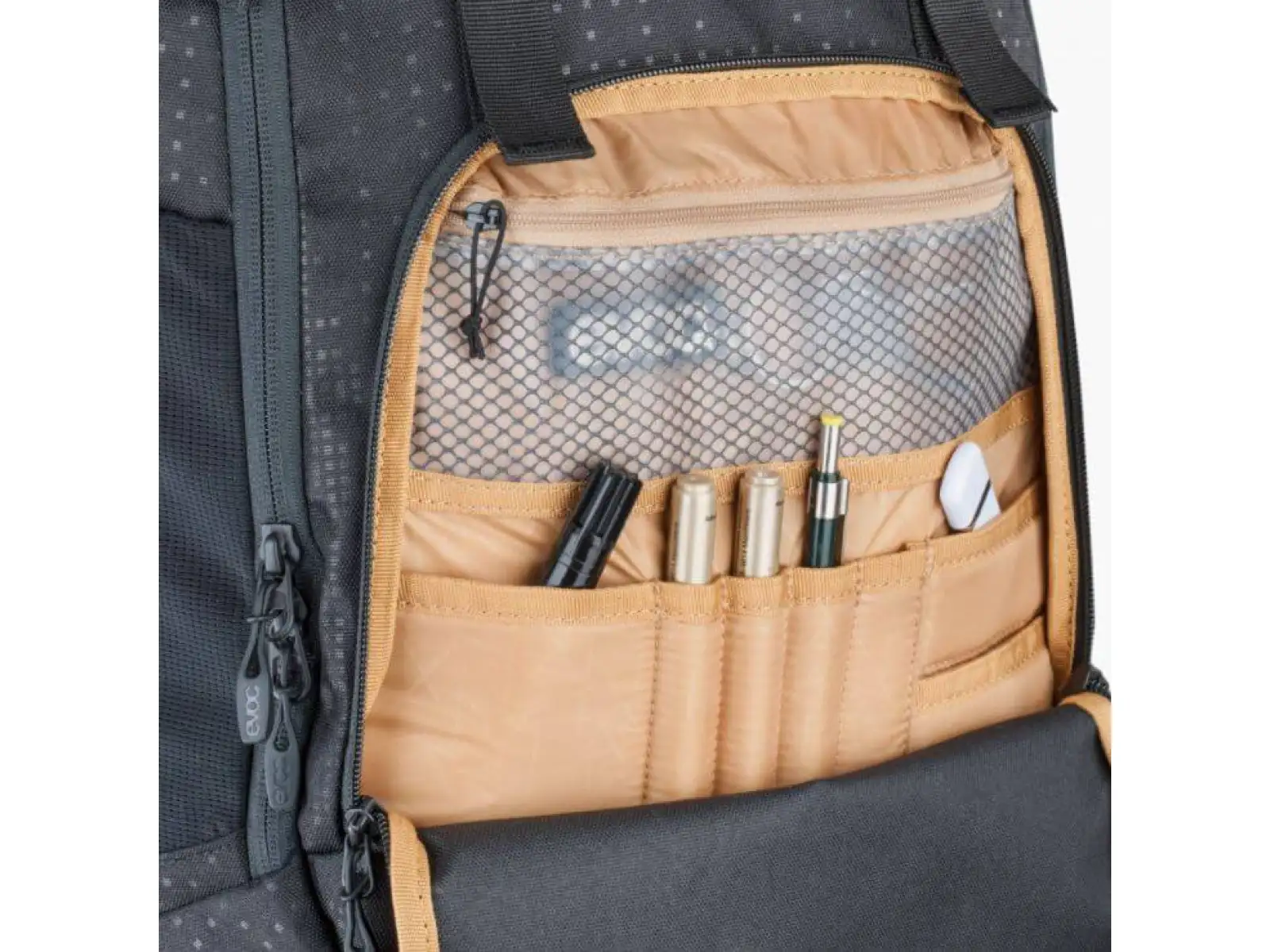 Evoc Mission Pro 28l backpack black