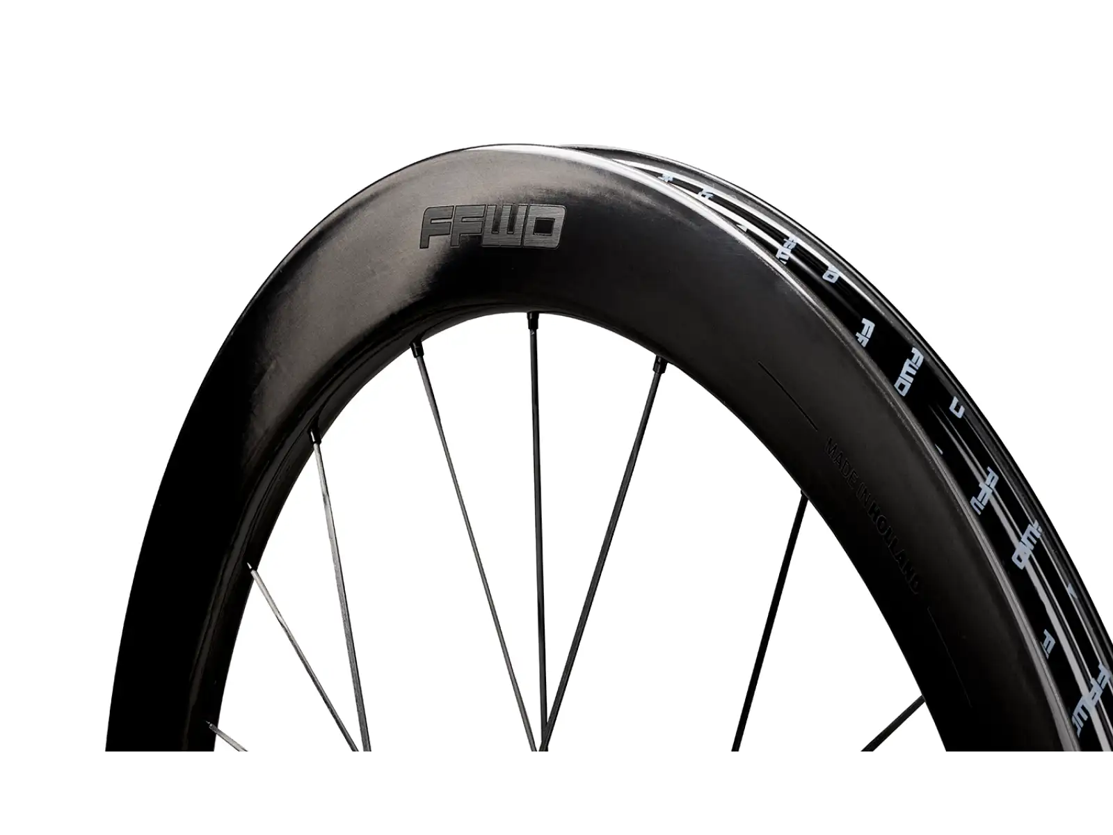 FFWD RAW CS 55 road wheelset Gloss Black