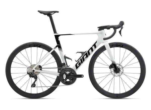 Giant Propel Advanced 2 road bike White