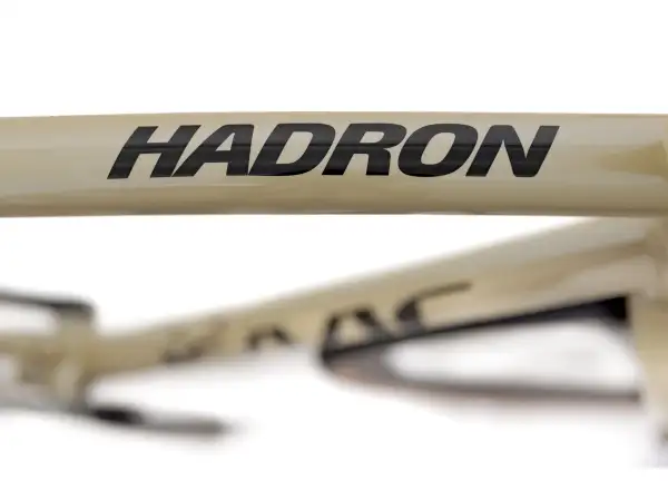 Isaac Hadron Mojave GRX 2x12 gravel bike Sand