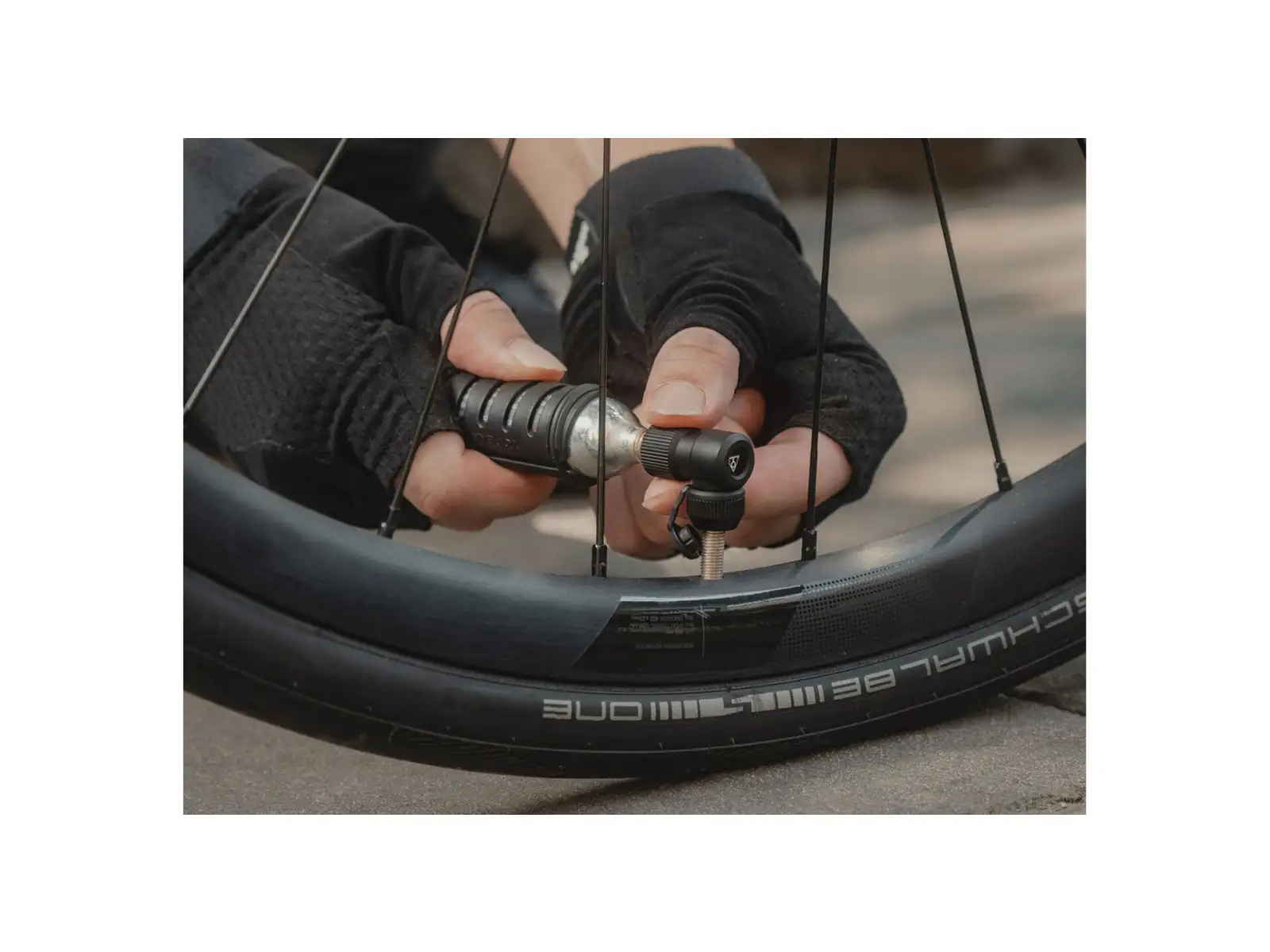 Topeak Nano AirBooster L pump black + 25 g CO2 cartridge