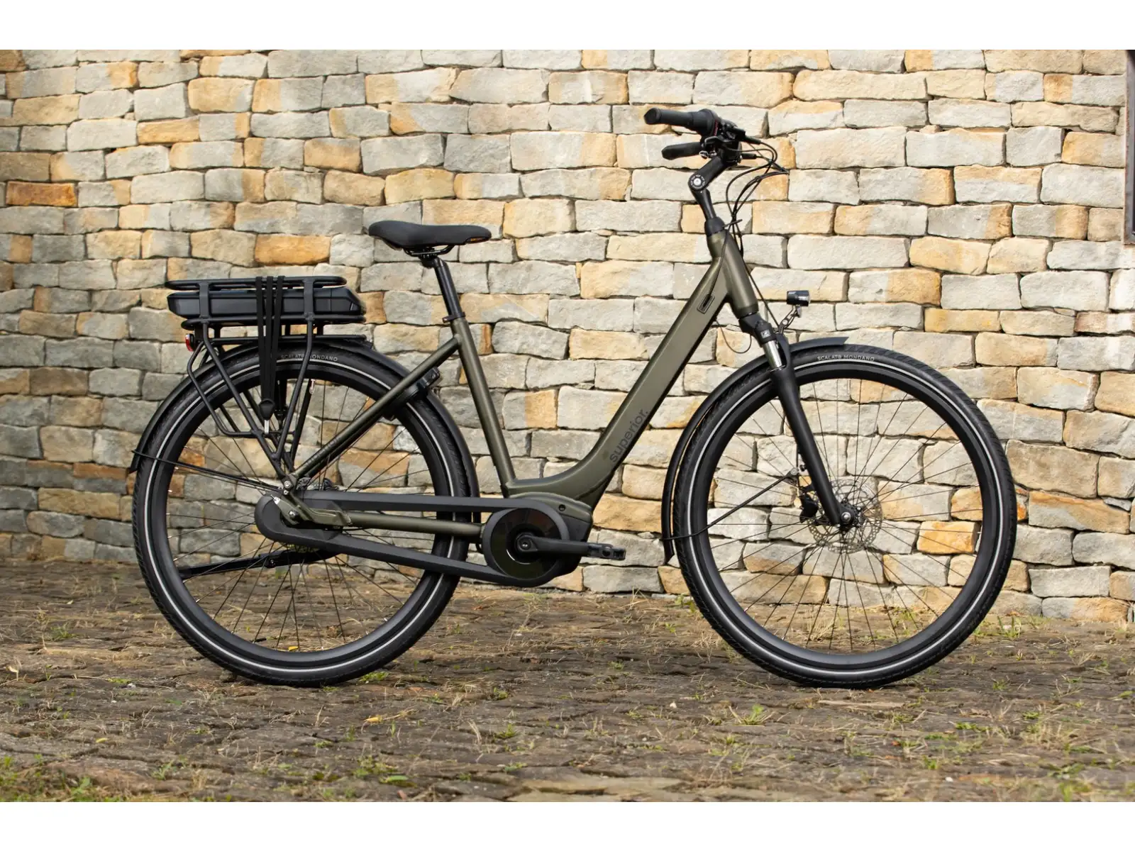 Superior eMOVE 6.3 city e-bike Matte Dark Green