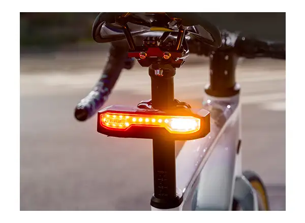 Ravemen NT101 rear light with turn signals