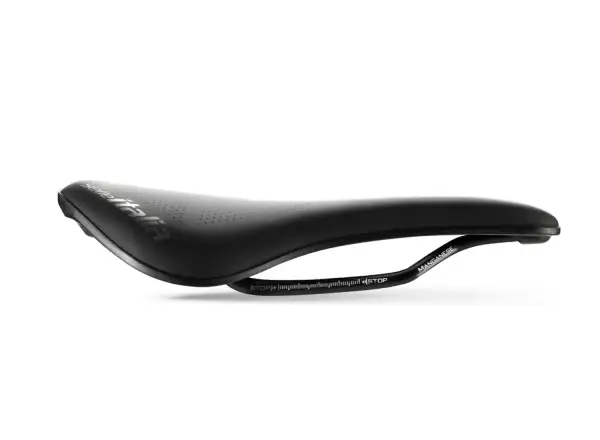 Selle Italia NOVUS Boost EVO Endurance TM Superflow L3 saddle black