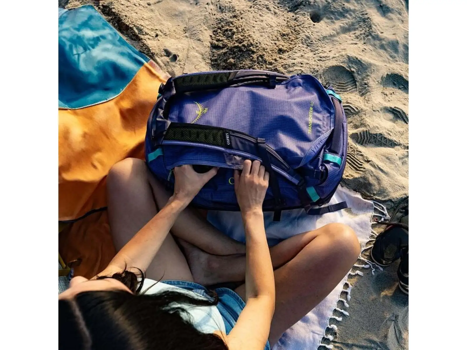 Osprey Transporter Duffel 40 travel bag Pine Leaf