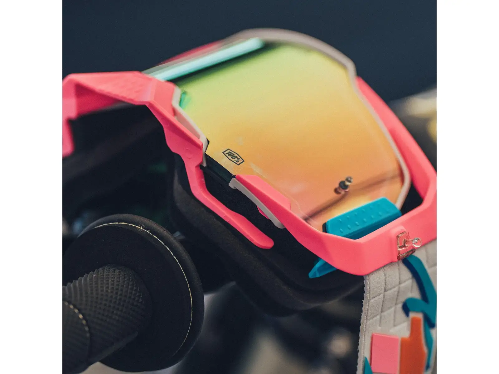 100% Armega downhill goggles Lefreak/ HiPER Pink Mirror