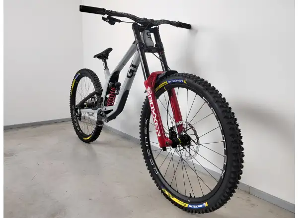 GT Fury Custom downhill bike size M