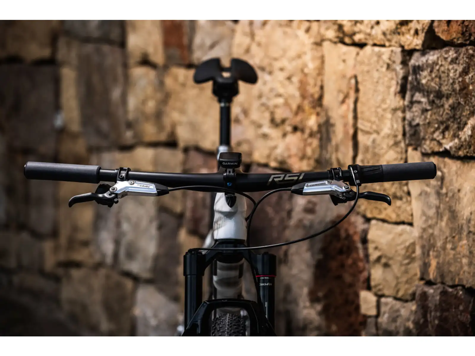 Sram Level Ultimate Stealth 4P Disc Brake Front