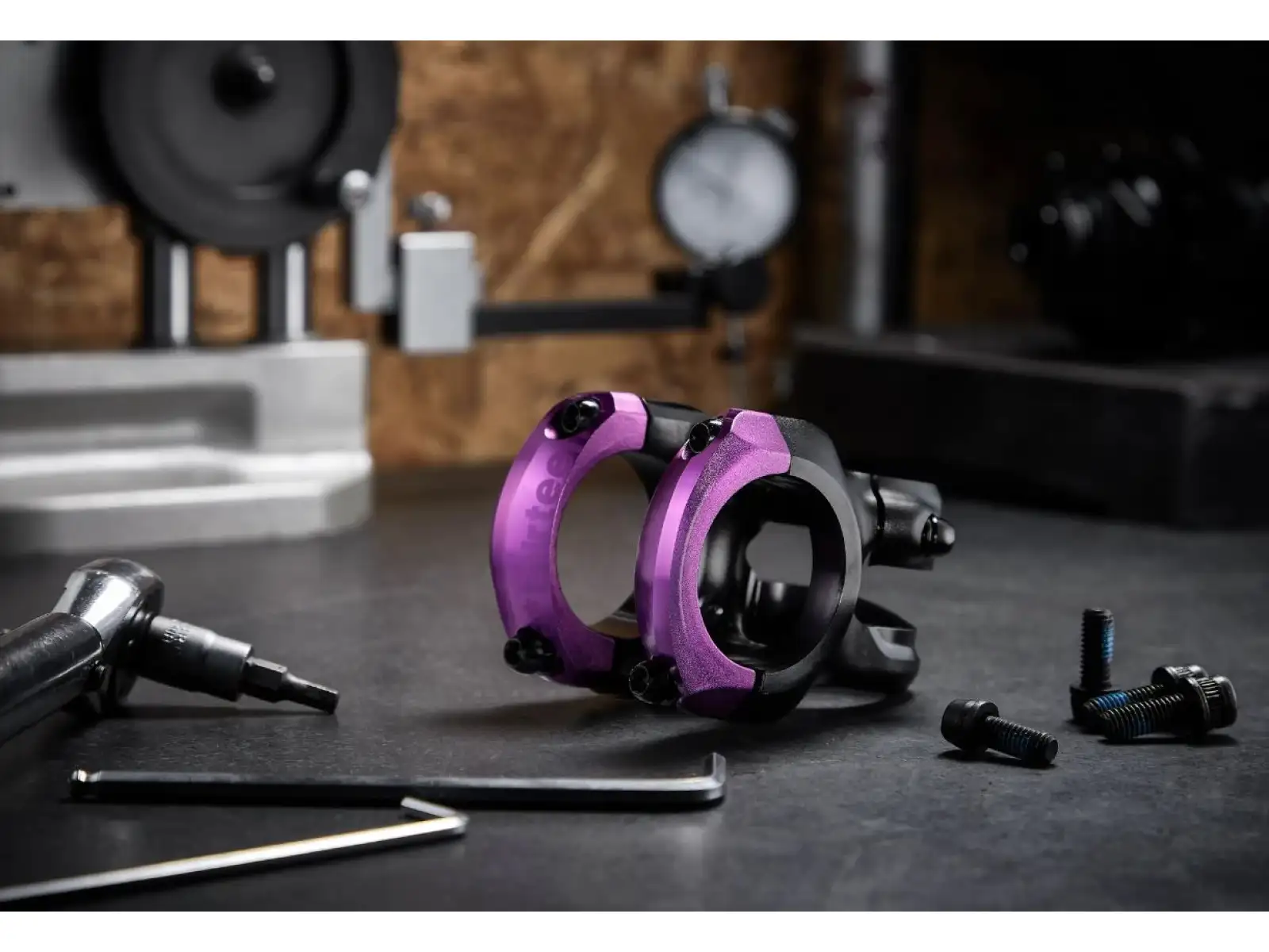 E-13 Plus 35 stem 50 mm Black/Eggplant