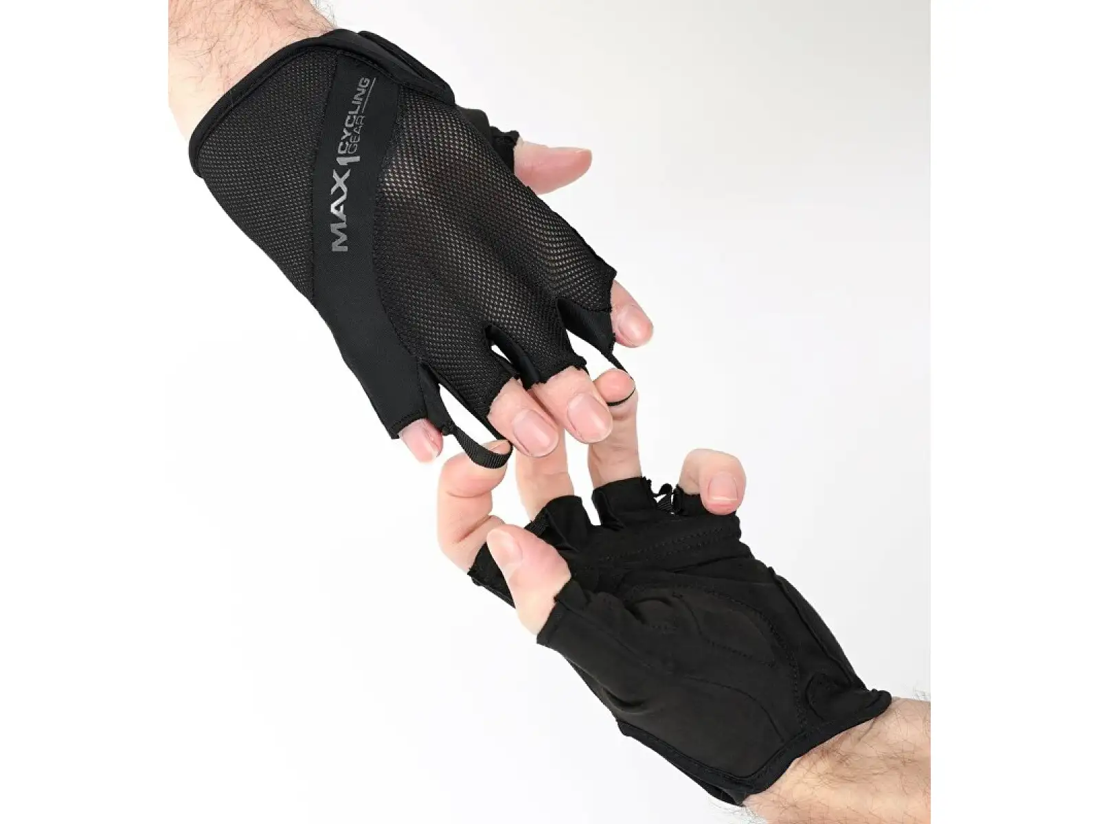 MAX1 short-finger gloves Black