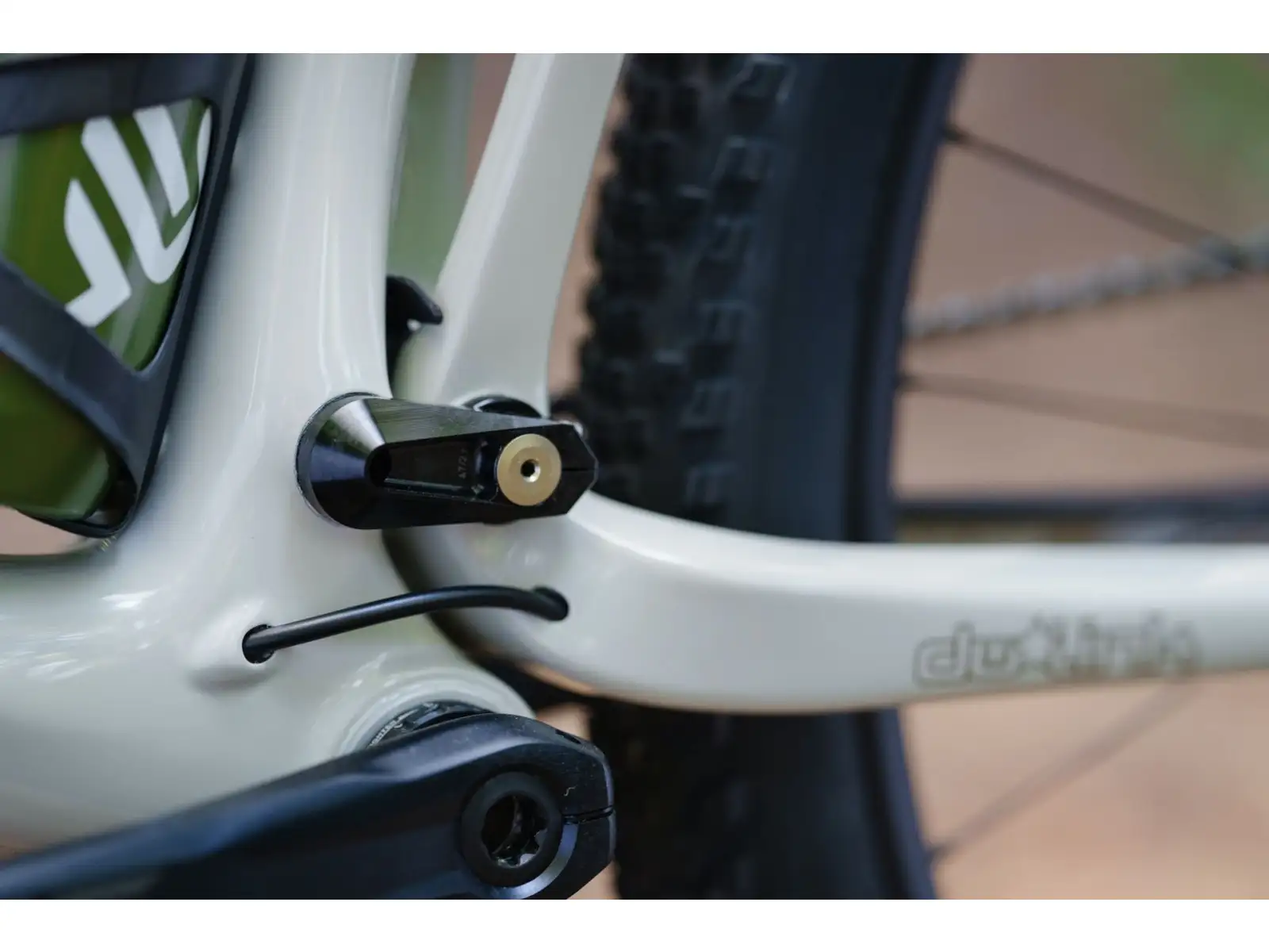 Ibis Exie V2 GX 29" mountain bike bone