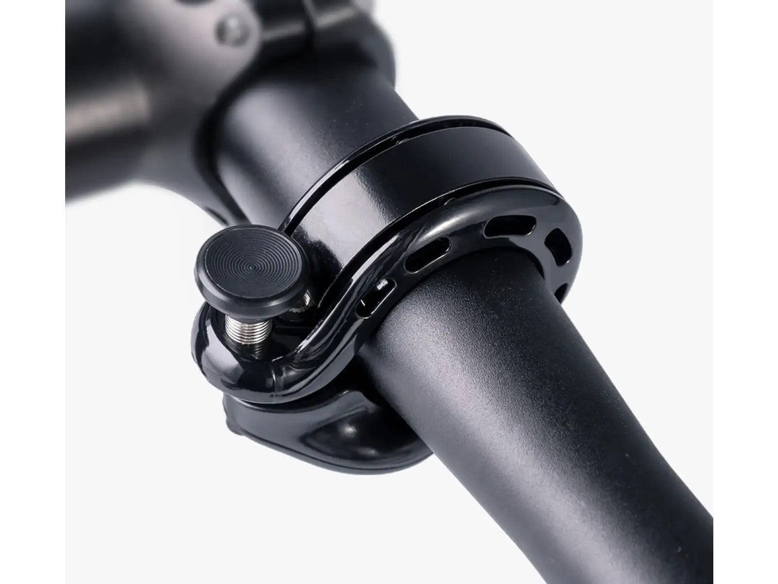 Ravemen Q2 bicycle bell (compatible with AirTag)