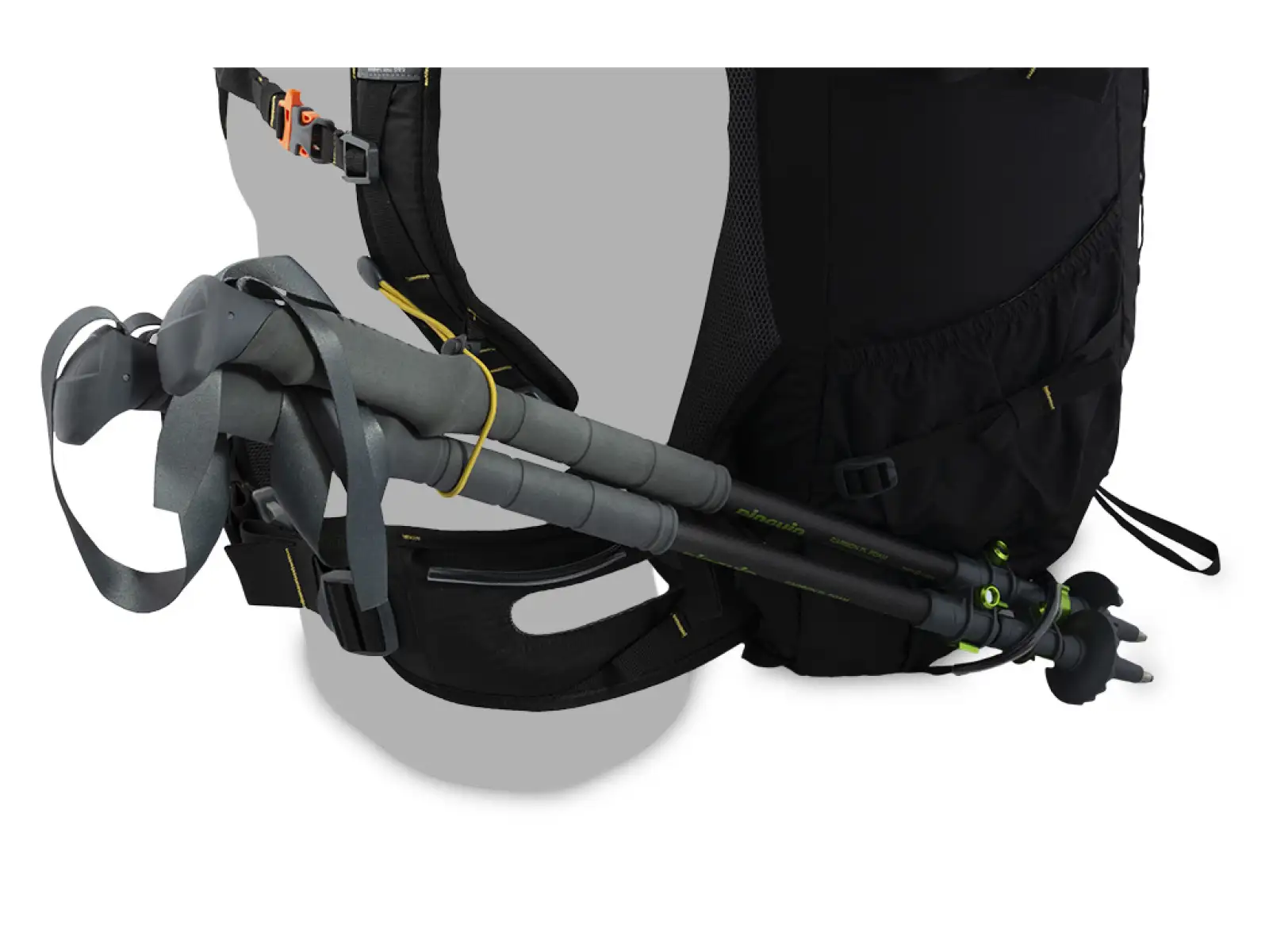 Pinguin Trail 42 Backpack black