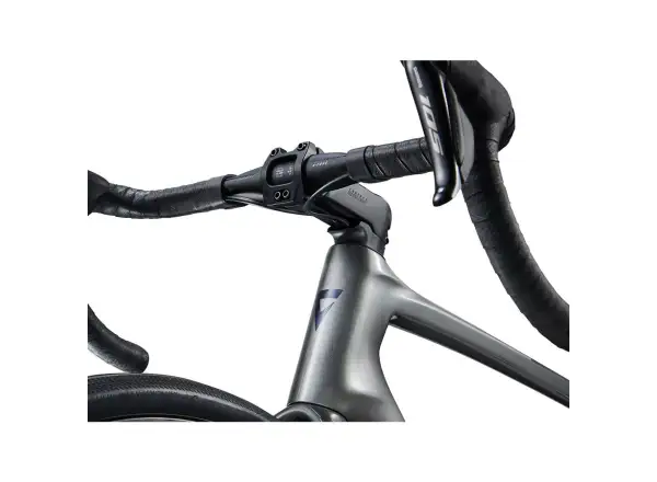 Giant Defy Advanced 1 road bike Charcoal / Milky Way