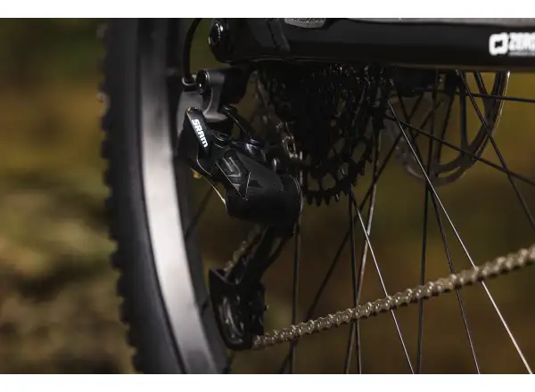 Mondraker Raze full-suspension bike black/dirty white