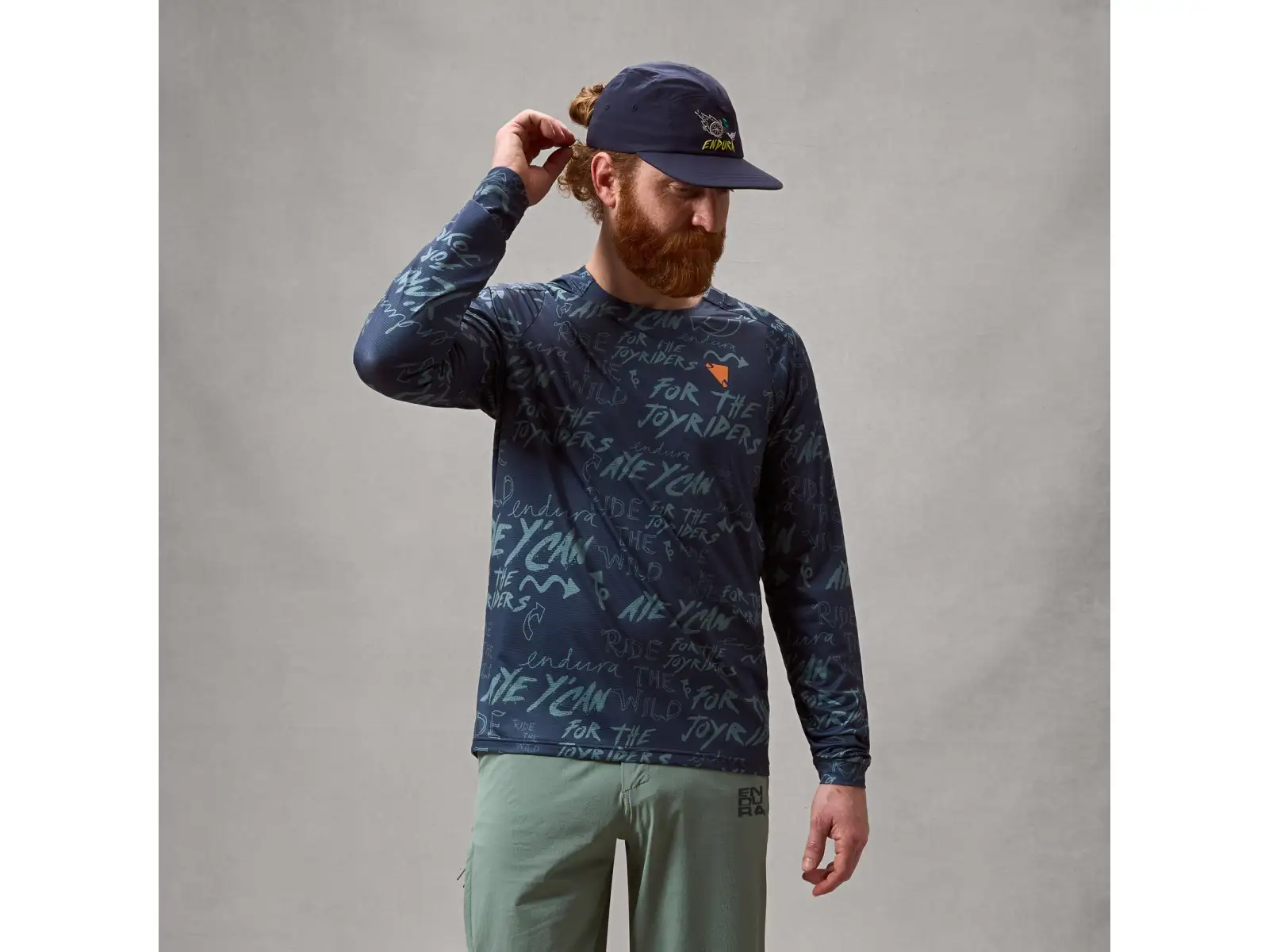 Endura Singletrack men's jersey long sleeve Carbon Grey