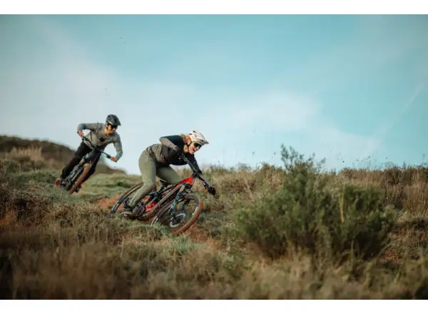 Cannondale Moterra Carbon 2 full-suspension e-bike Jade