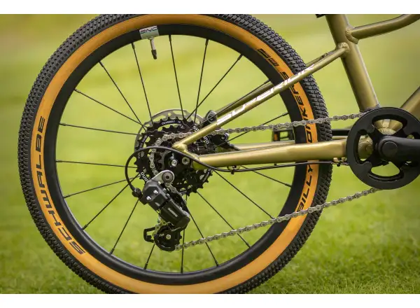 Superior F.L.Y. 20 DB Matte Olive Metallic/Hologram Chrome children's bike