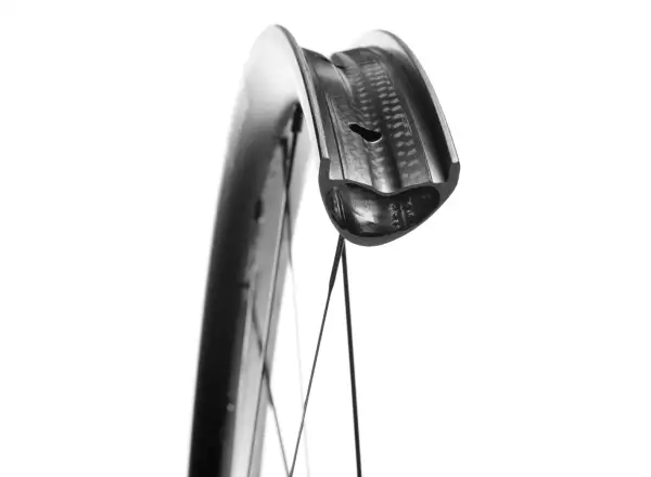Mavic E-Crosstrail SL Carbon 29" Disc CL Boost front built wheel