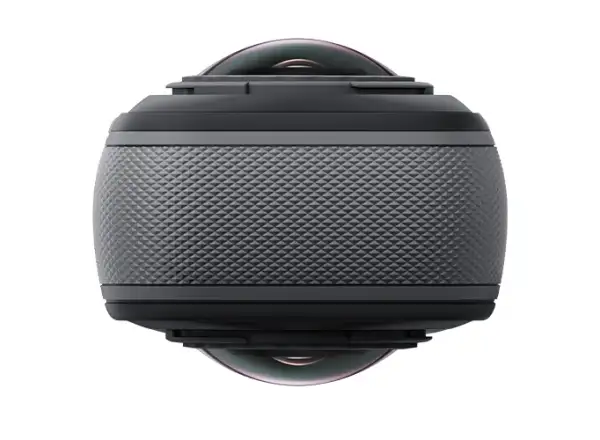 Insta360 X5 Essentials Bundle