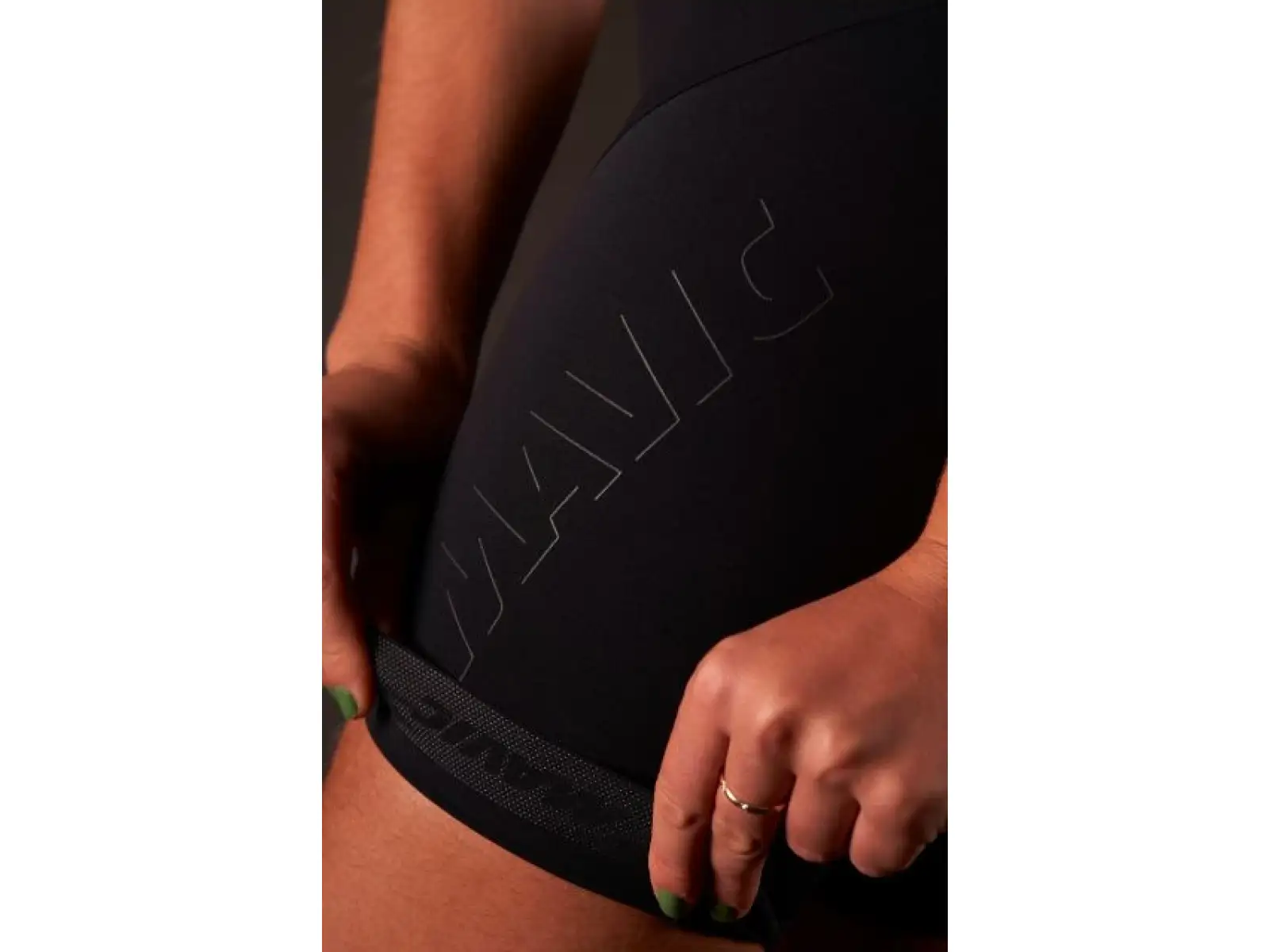 Mavic Cosmic Pro women's shorts with insert and bib Black