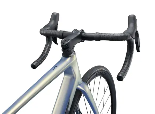 Giant TCR Advanced 1 KOM road bike Dreamy Blue
