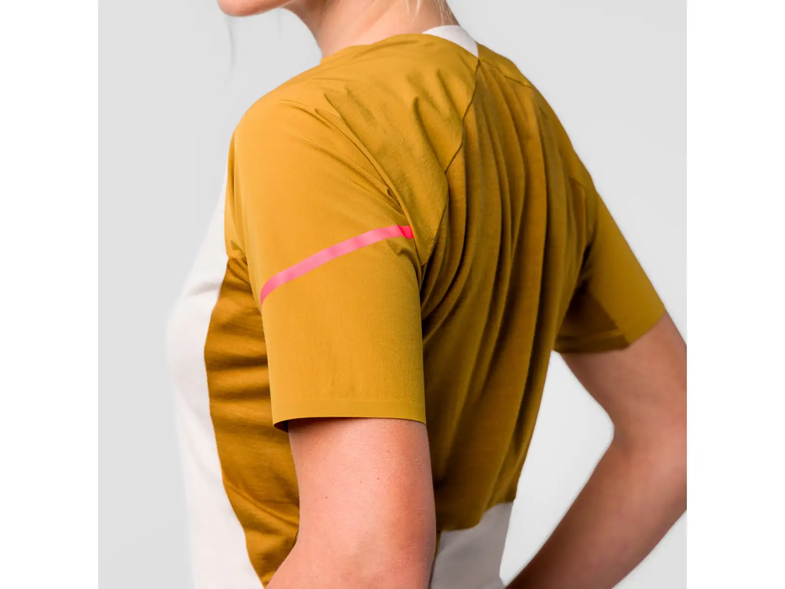 Salewa Vento AM HZT women's jersey short sleeve Oatmeal