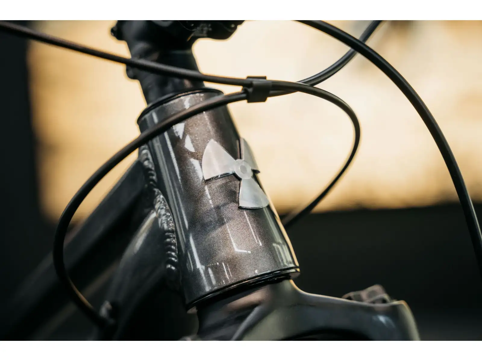 Nukeproof Tracker Sport 290 Essa 1x8 mountain bike Black/Bronze