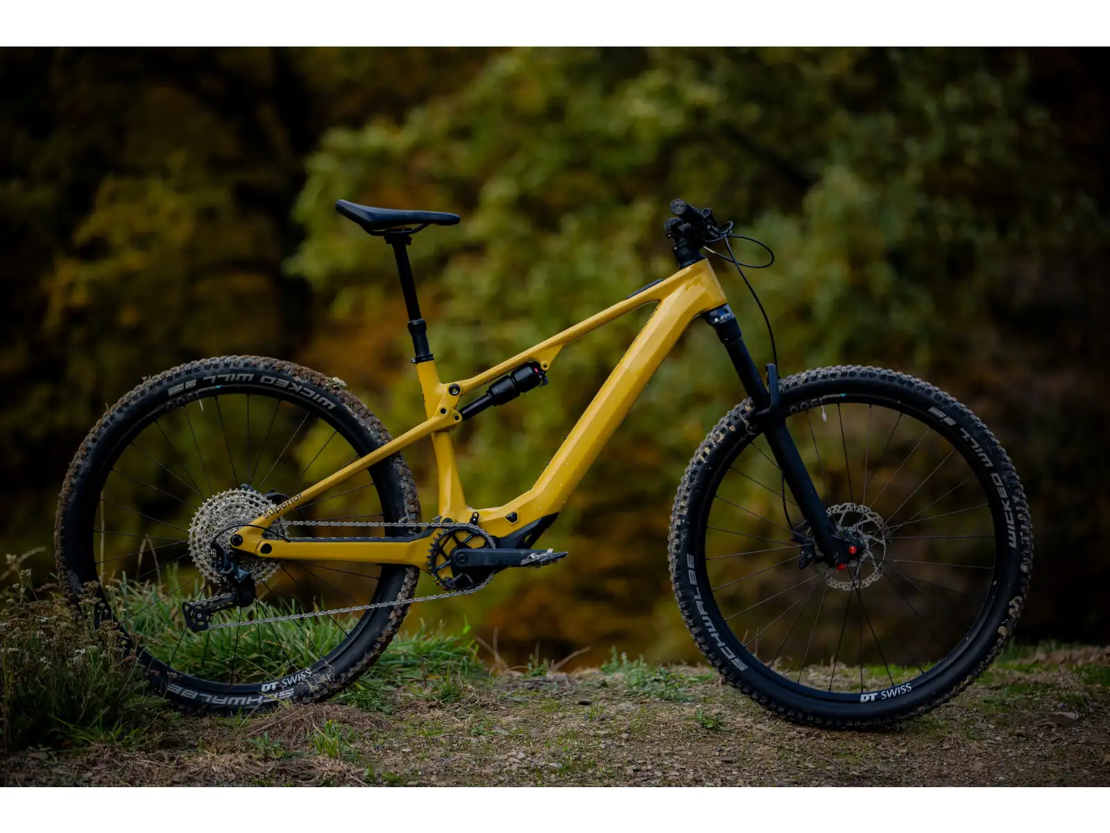 Superior iXF 9.2 full-suspension e-bike Matte Mustard