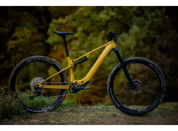 Superior iXF 9.2 full-suspension e-bike Matte Mustard