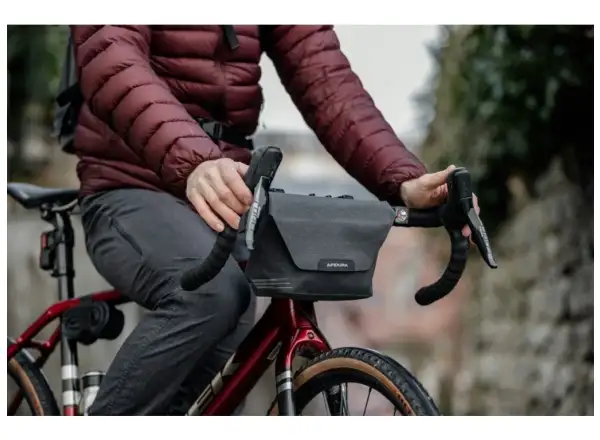 Apidura City handlebar bag 2 l dark grey
