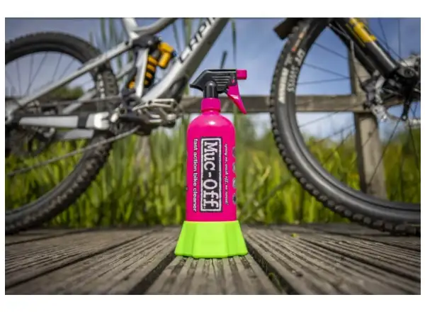Muc Off Bottle for Life + Punk Powder bike cleaning bottle and powder set