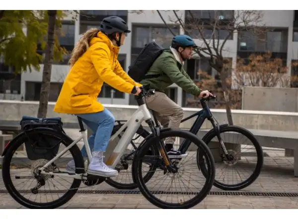Superior eXR 6090 BL Touring II trekking e-bike Gloss White/Copper