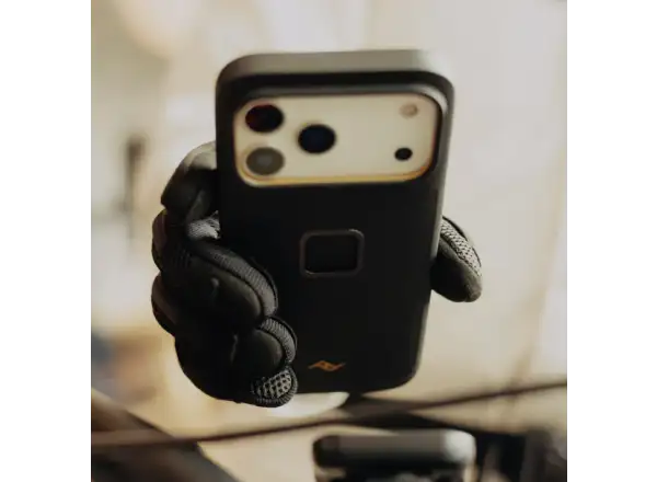 Peak Design Everyday Clarino Case iPhone 17 Pro Black