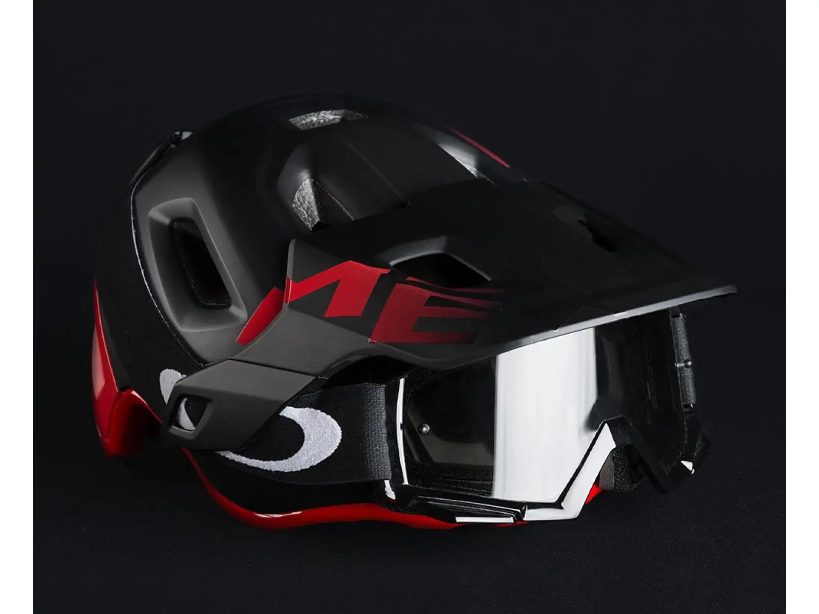 MET Roam MIPS helmet stromboli black matte/glossy