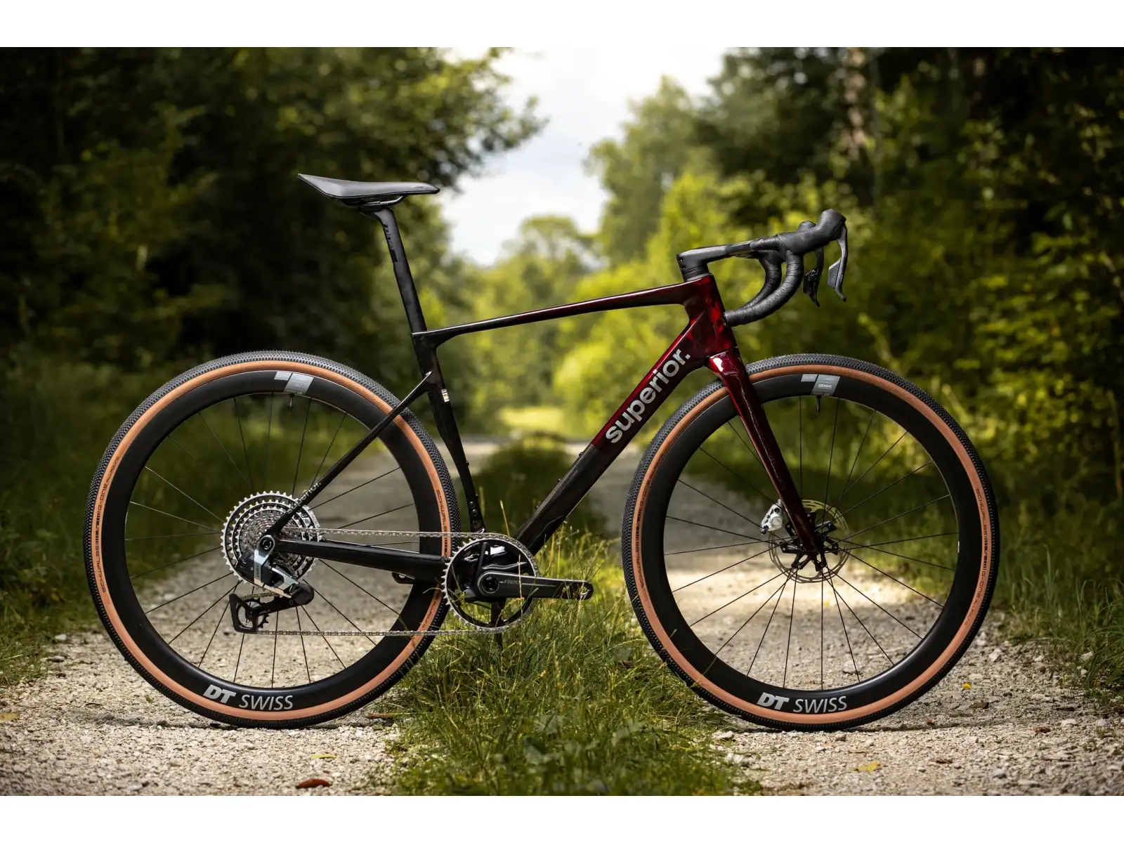 Superior XR 9.9 GR gravel bike Matte Carbon/Gloss Red