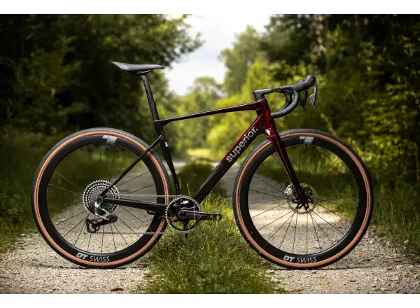 Superior XR 9.9 GR gravel bike Matte Carbon/Gloss Red