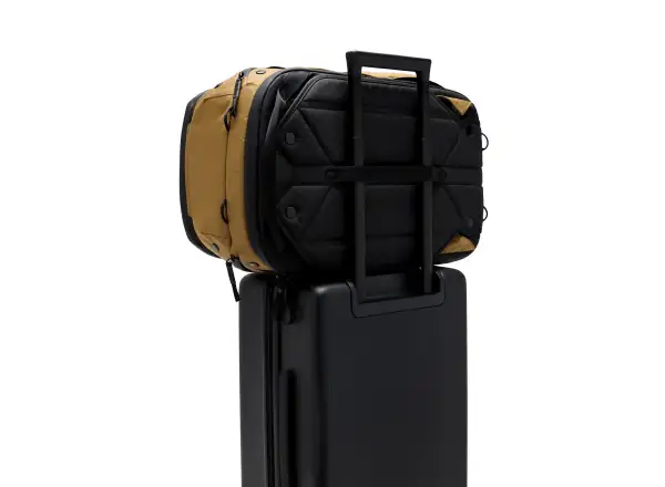 Peak Design Travel Backpack 45 l Coyote Backpack