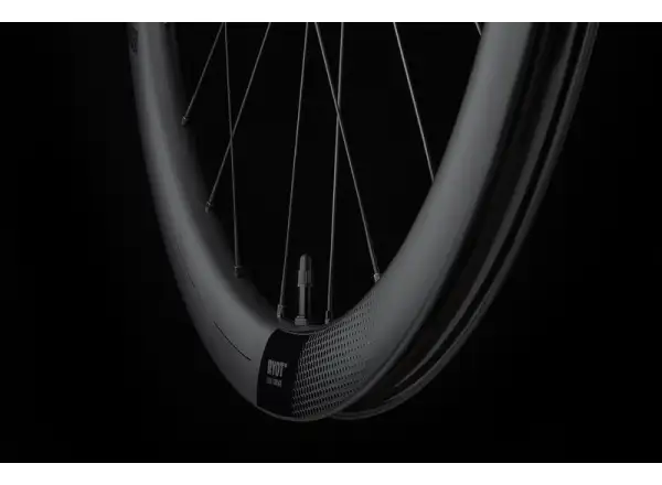FFWD RYOT44 FFWD 2:1 road carbon wheels MattBlack clincher, XDR freehub