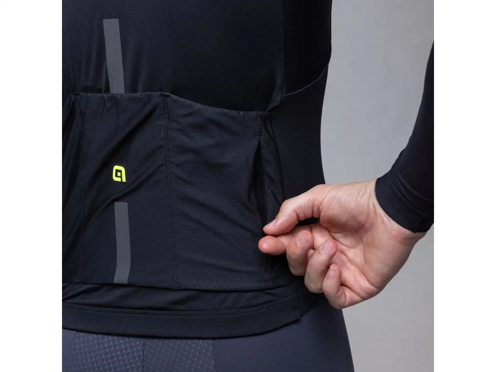 Alé R-EV1 Warm Race men's insulated cycling jersey Black