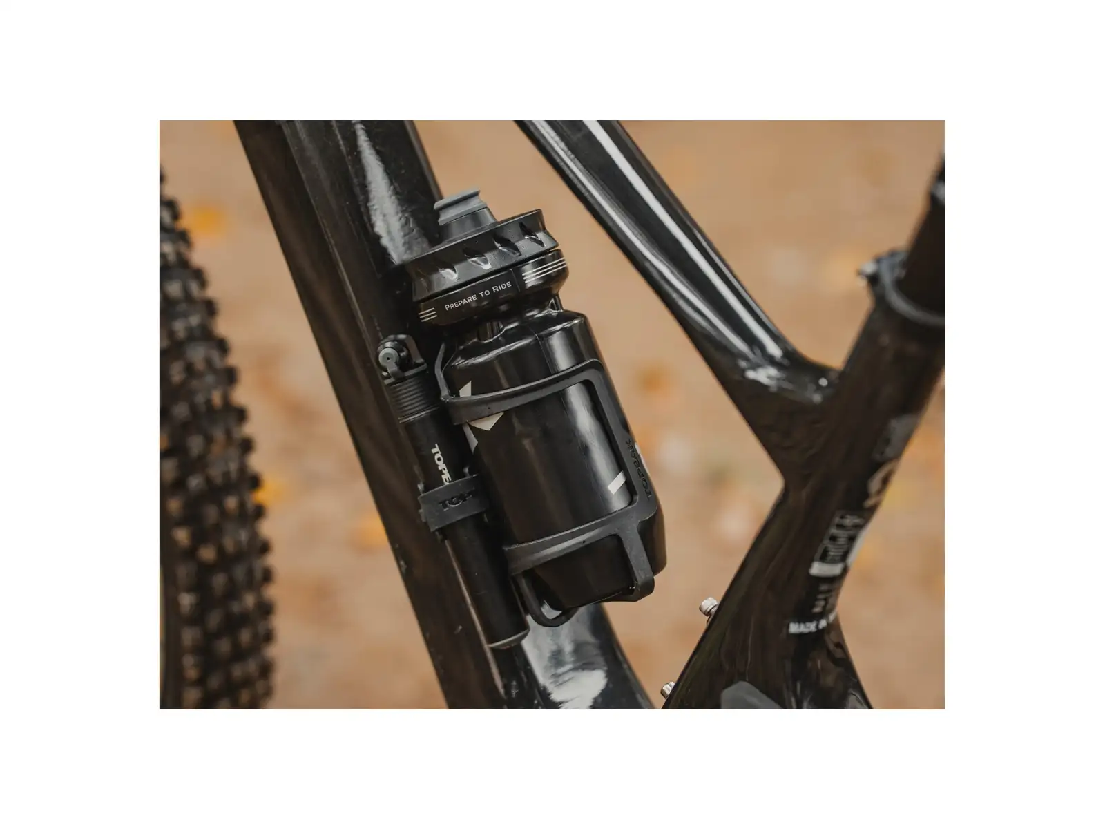 Topeak bottle cage Shuttle Sidecage W/side mount right side