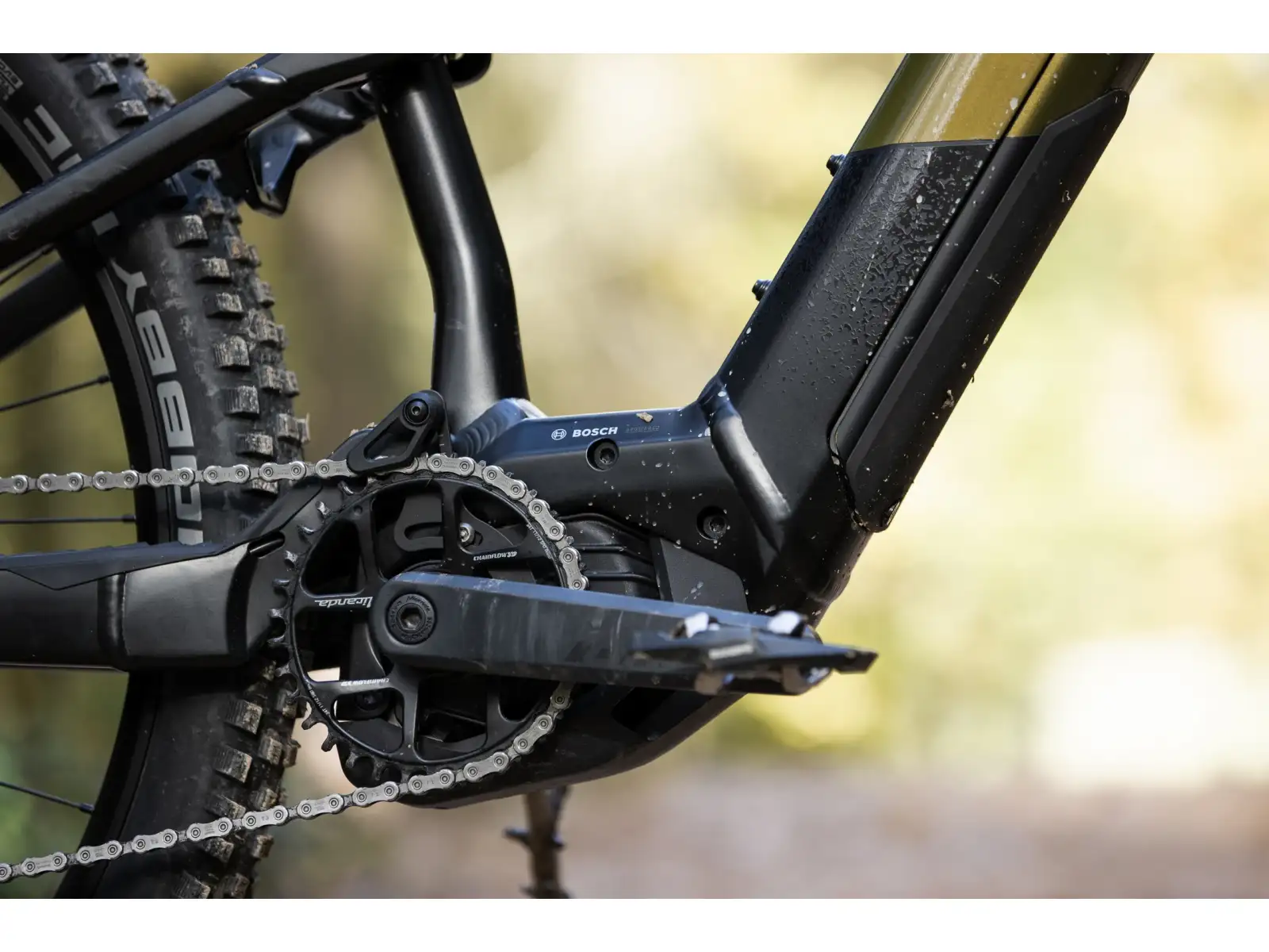 Superior eXF 6.8 full-suspension e-bike