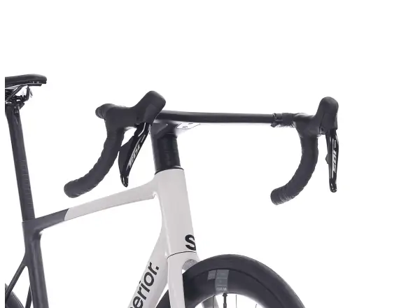 Superior RR 9.6 road bike Matte Carbon / White