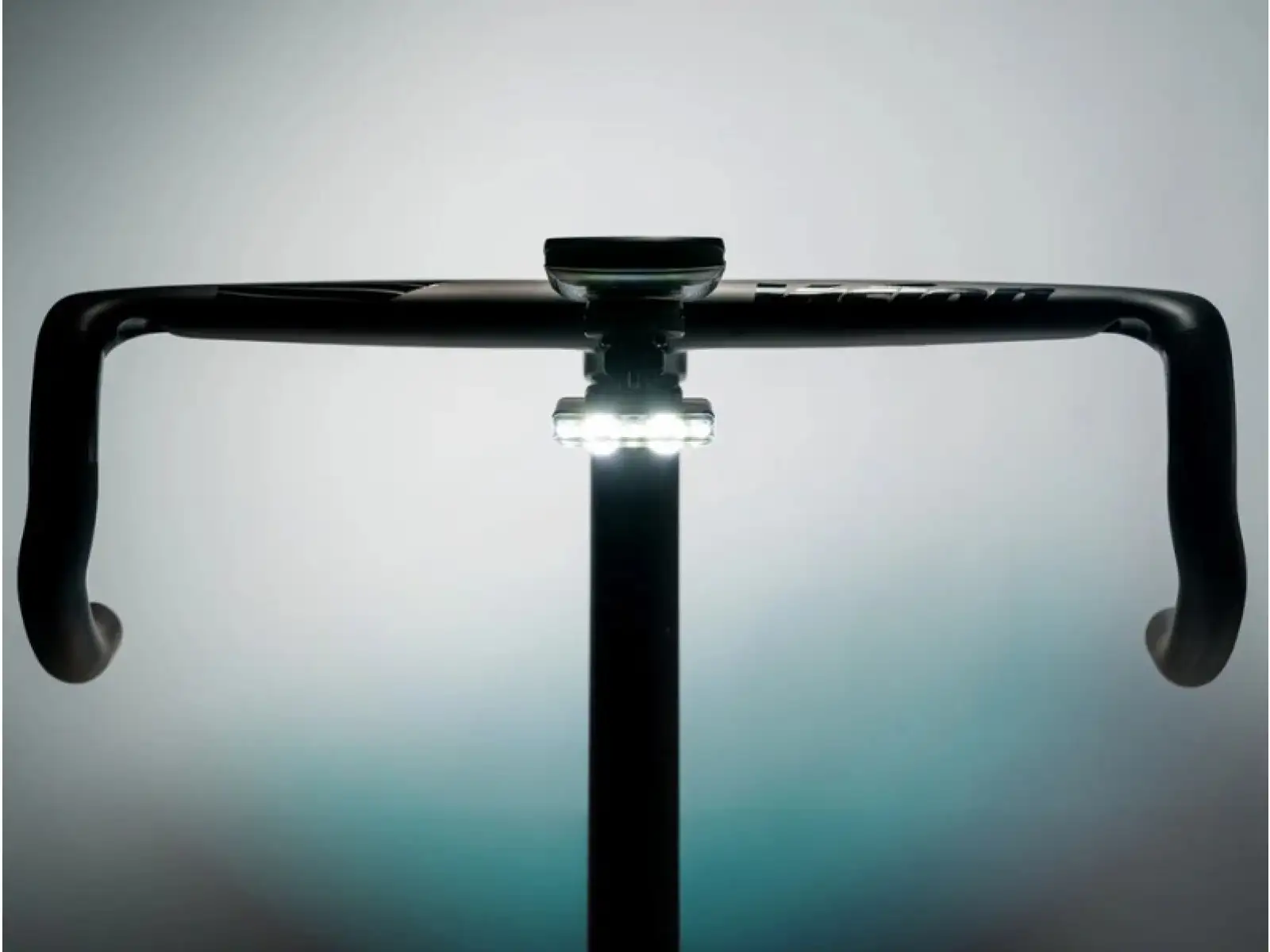 Lezyne Road Drive 500 front light