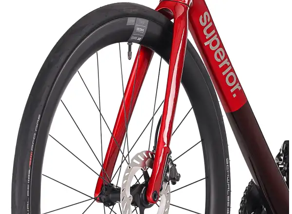Superior RR 9.8 road bike Gloss Red/Carbon Red